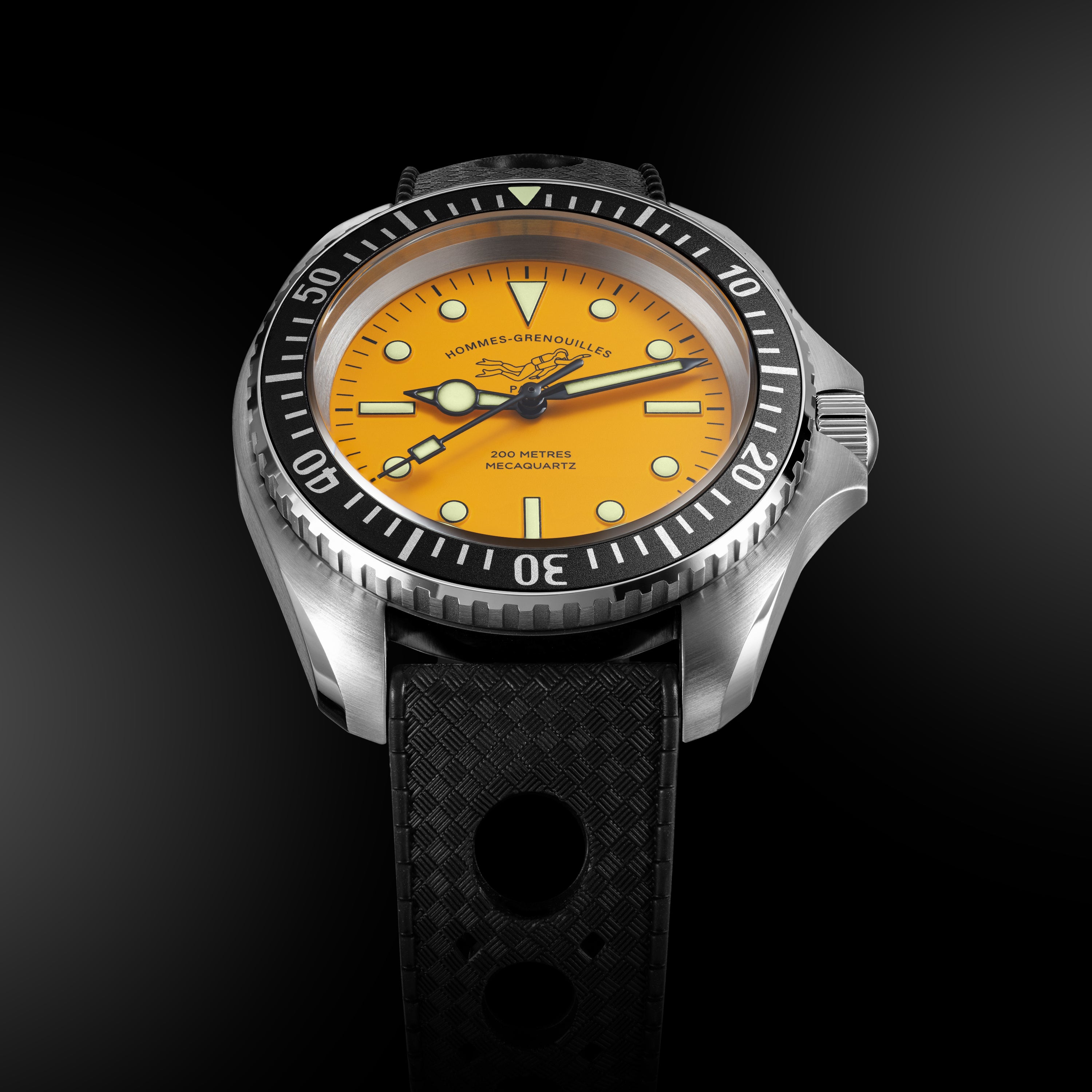 Montre de plongée Diver 200M Mecaquartz - Jaune