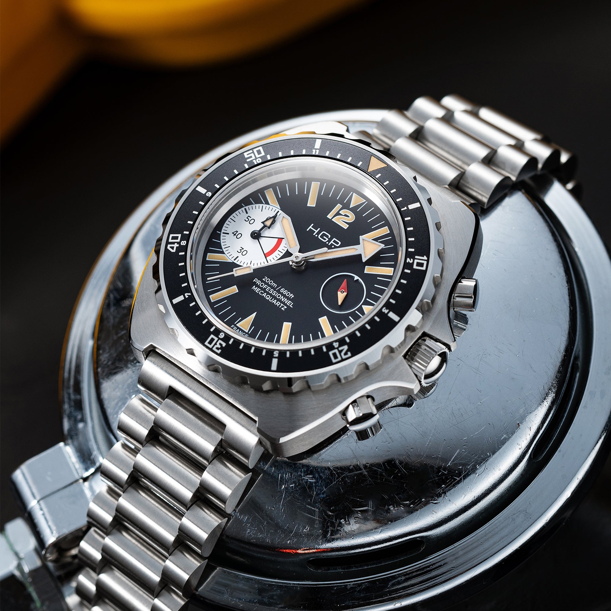 Diver 200M Chrono-Mecaquartz Chronograph - Vintage Black & White Big-Eye