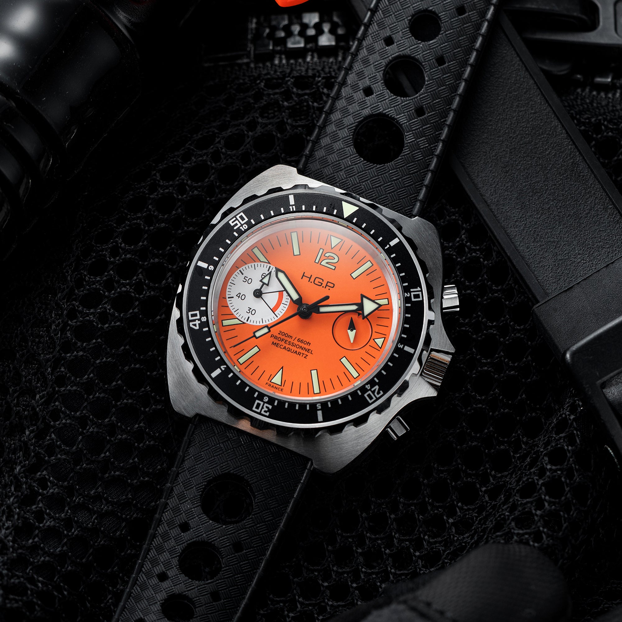 Diver 200M Chrono-Mecaquartz - Orange Dial & White Big-Eye Chronograph