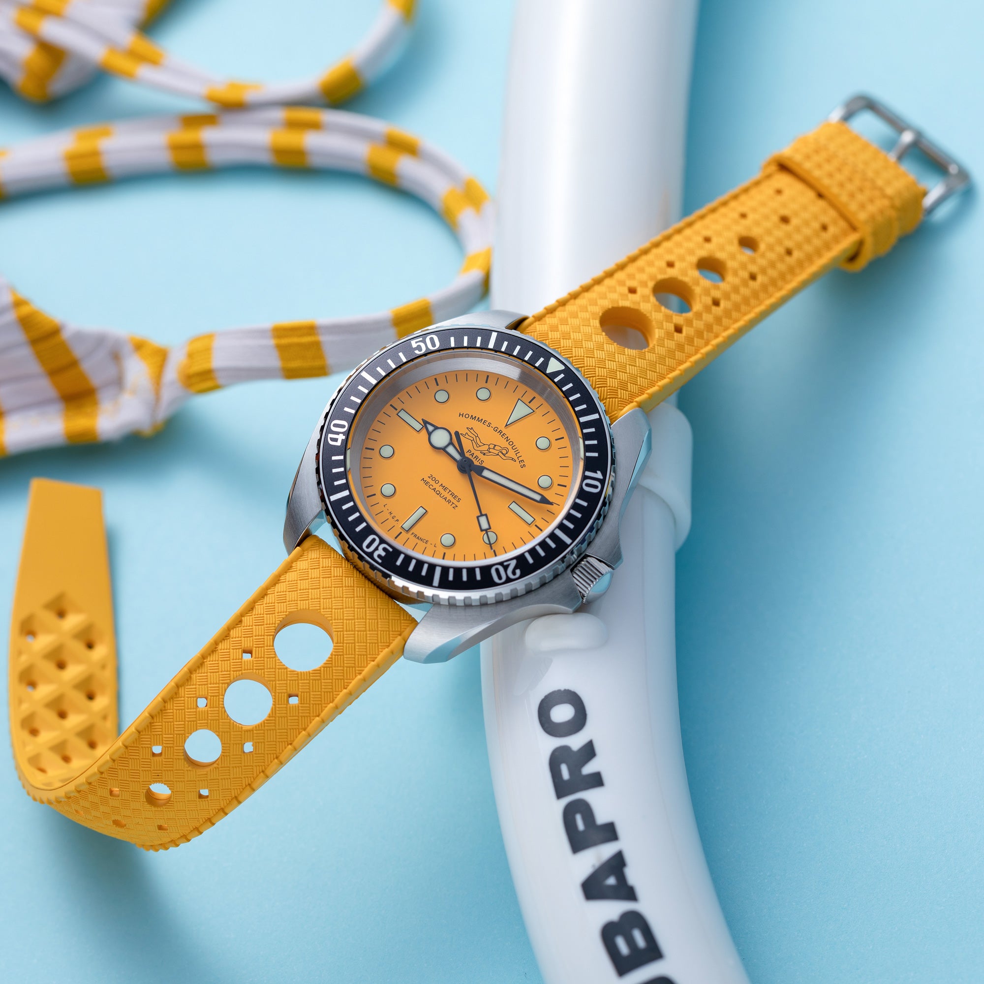 Montre de plongée Diver 200M Mecaquartz - Jaune
