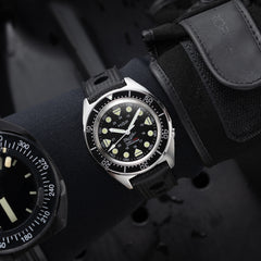 Montre de plongée Diver 300M Automatic Commando