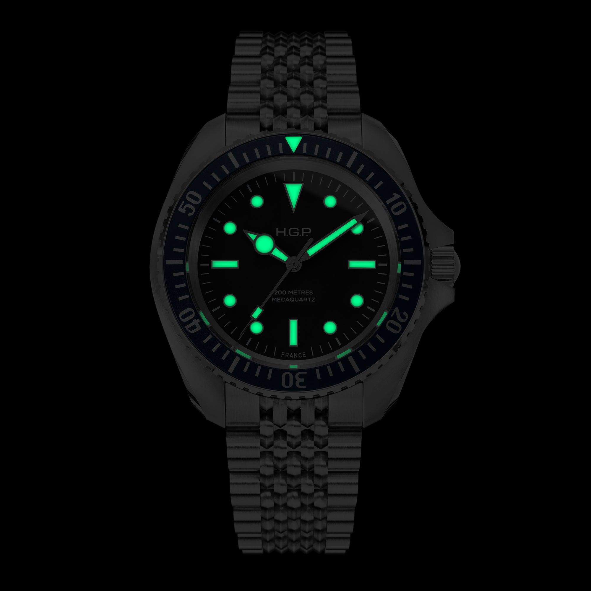 Diver 200M Mecaquartz Bracelet Diving Watch - Blue - HGP - Dive Watches